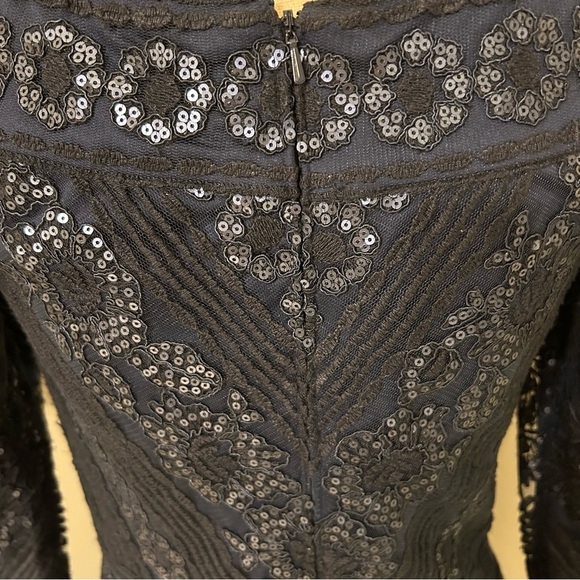 Tadashi Shoji Blue Sequin Embellished Gown with Bateau Neckline SZ 8 - Picture 6 of 7